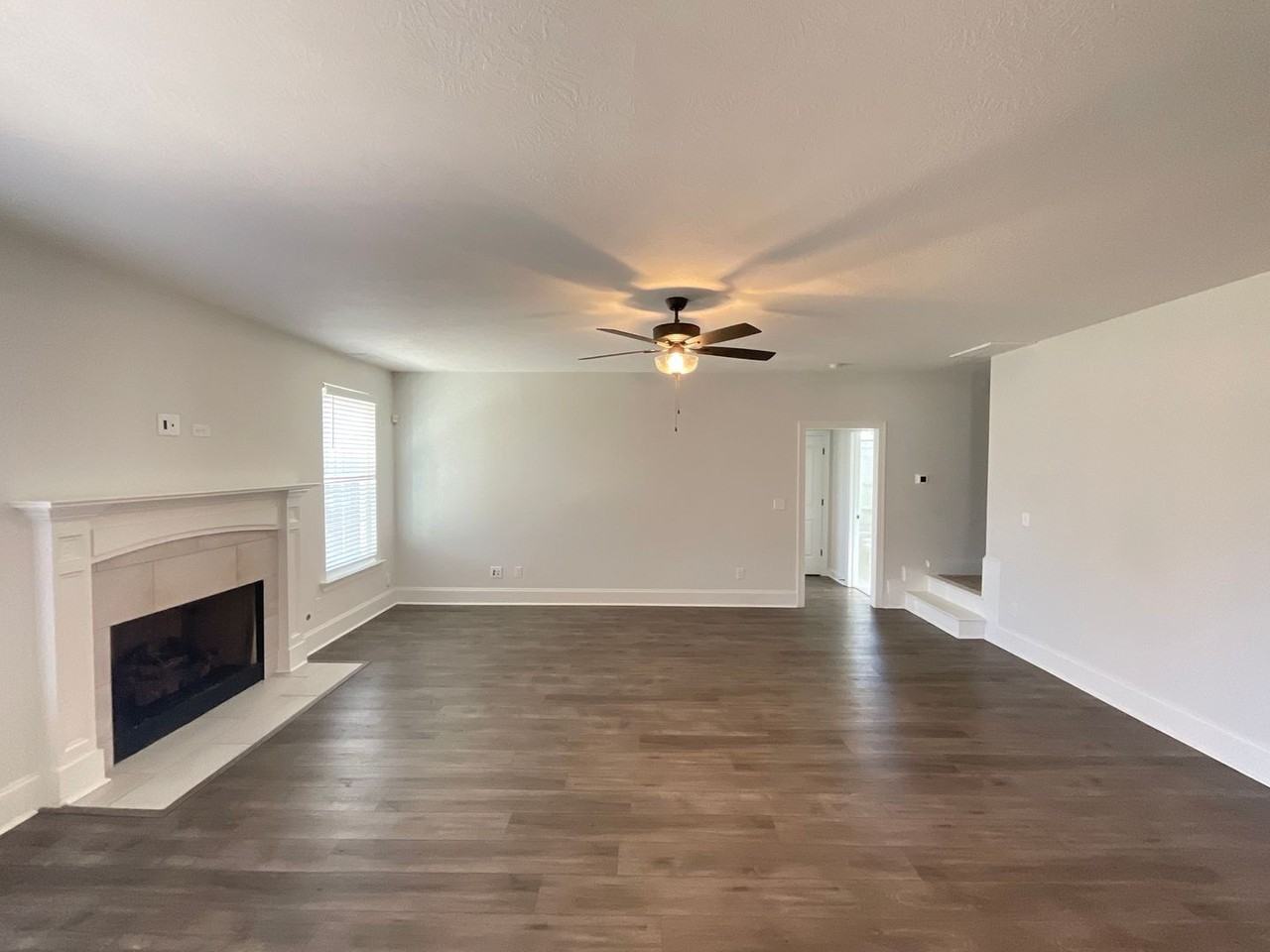 883 Lynbrook Ct - Photo 4 of 26