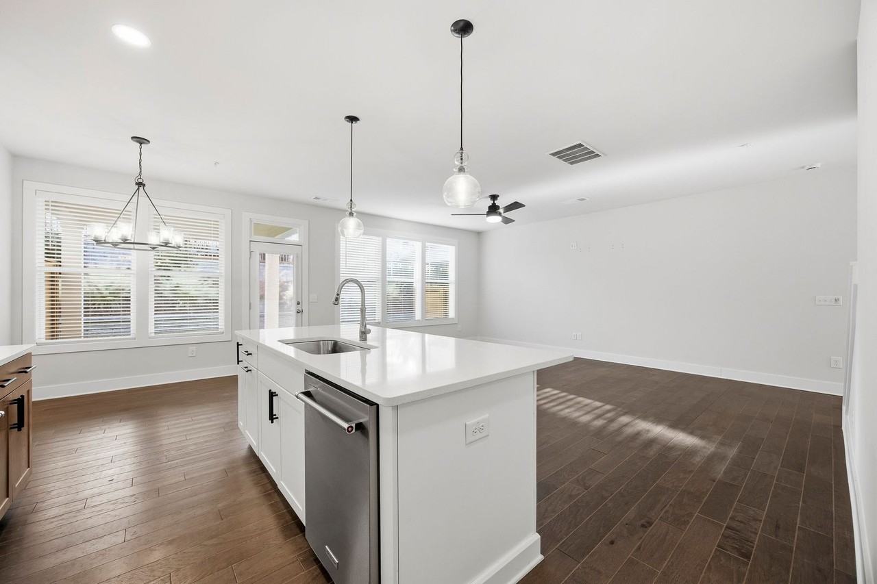 1244 Winterhaven Dr - Photo 7 of 31