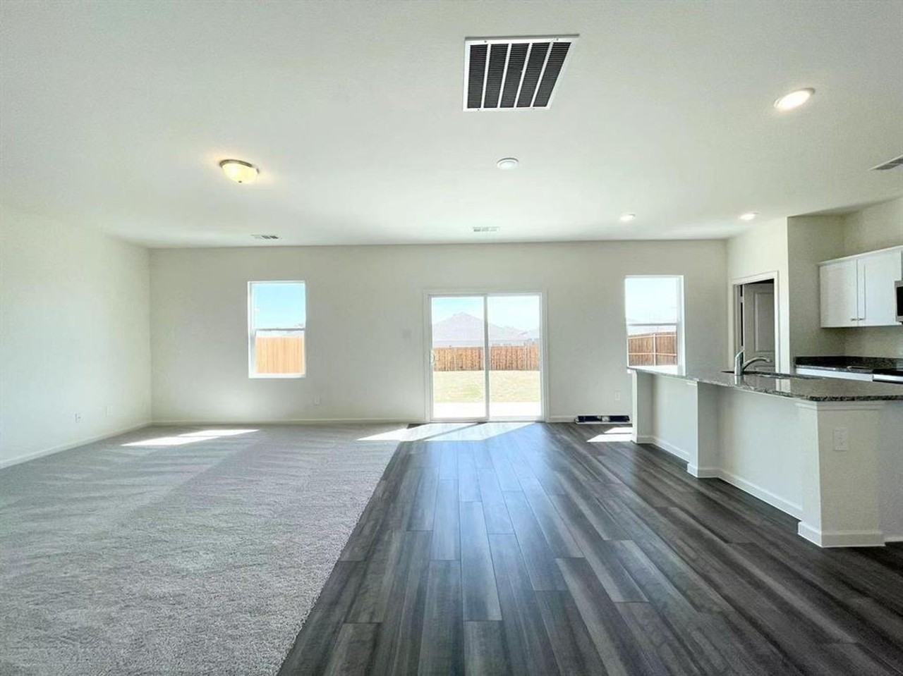 13228 Ridings Dr - Photo 6 of 23