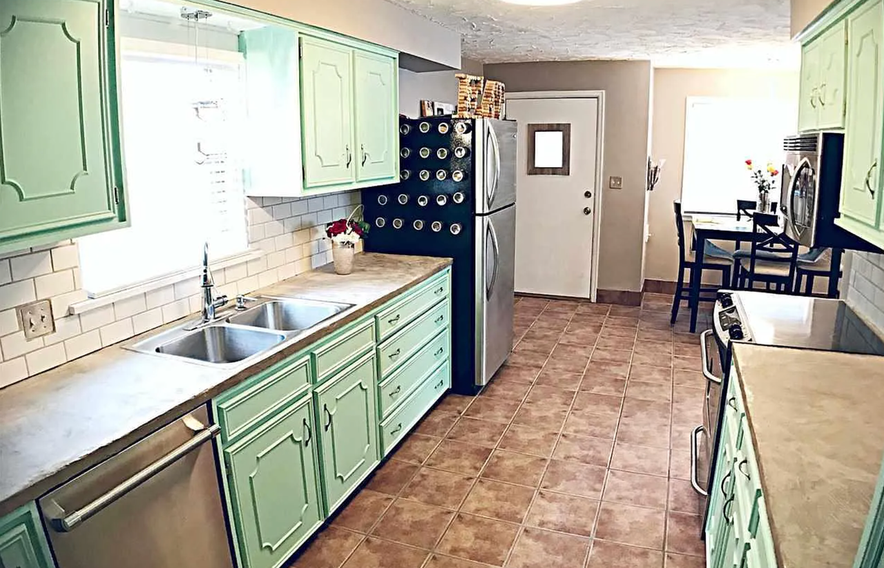 3103 Spring St - Photo 3 of 13