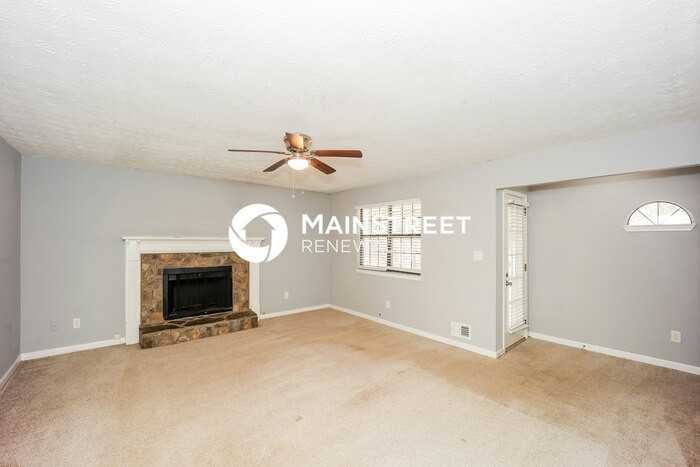 140 Paces Way - Photo 7 of 16