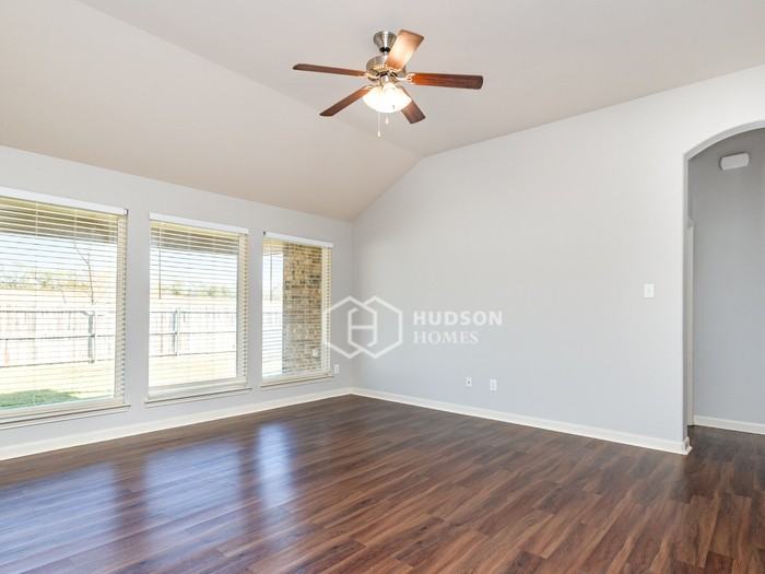 134 Chestnut Rd - Photo 7 of 29