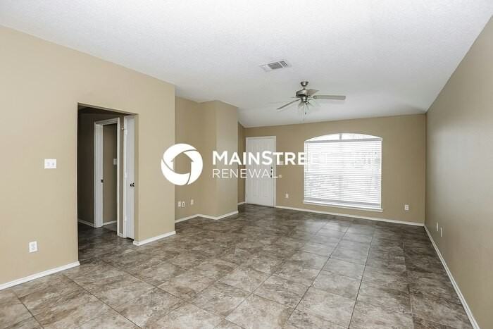 7001 Avington Way - Photo 4 of 16