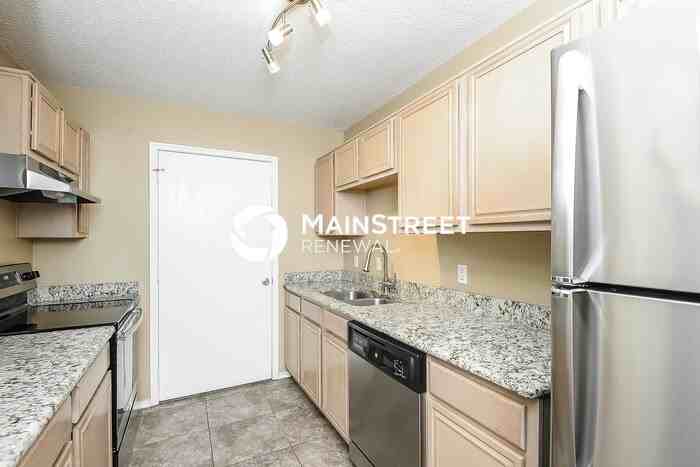 7001 Avington Way - Photo 6 of 16