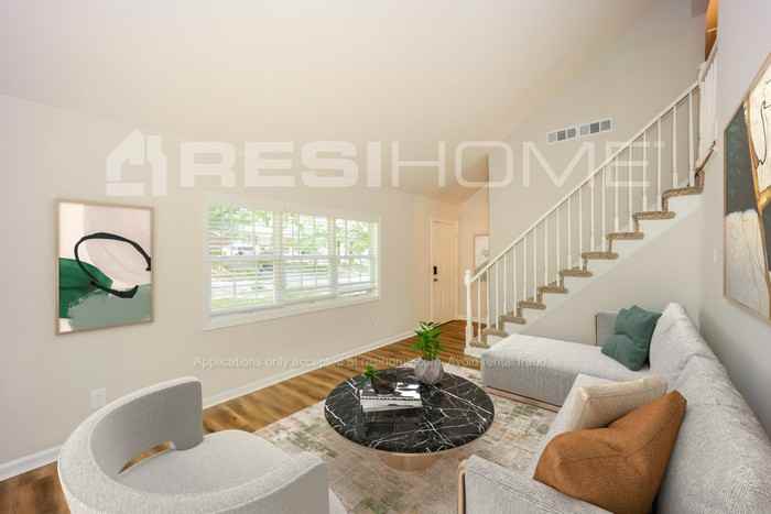 1538 Plover Rd - Photo 5 of 18