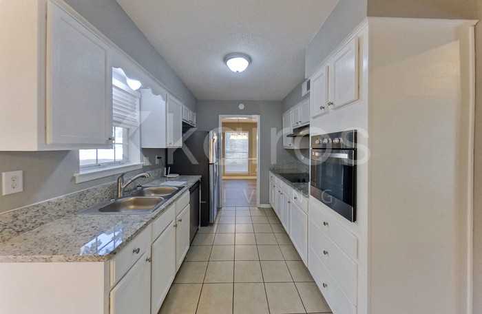 2785 Clearbrook St - Photo 7 of 21