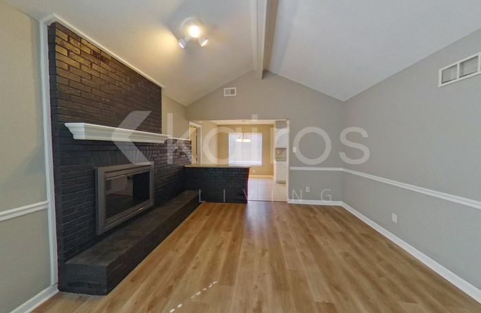 2785 Clearbrook St - Photo 5 of 21