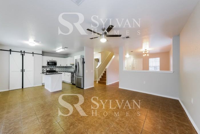 5920 Silver Screen Dr - Photo 5 of 16