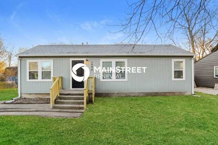 1004 South Brockway Street