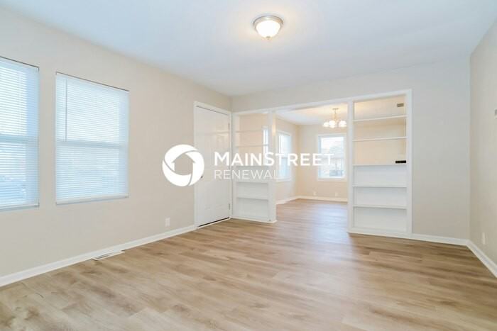 1004 S Brockway St - Photo 3 of 16