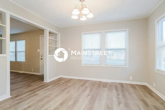 1004 S Brockway St - Photo 5 of 16