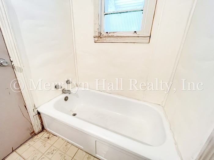 4814 Norman St - Photo 6 of 8