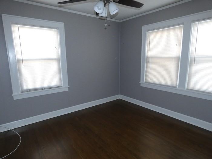 814 E 23rd Ave - Photo 7 of 12