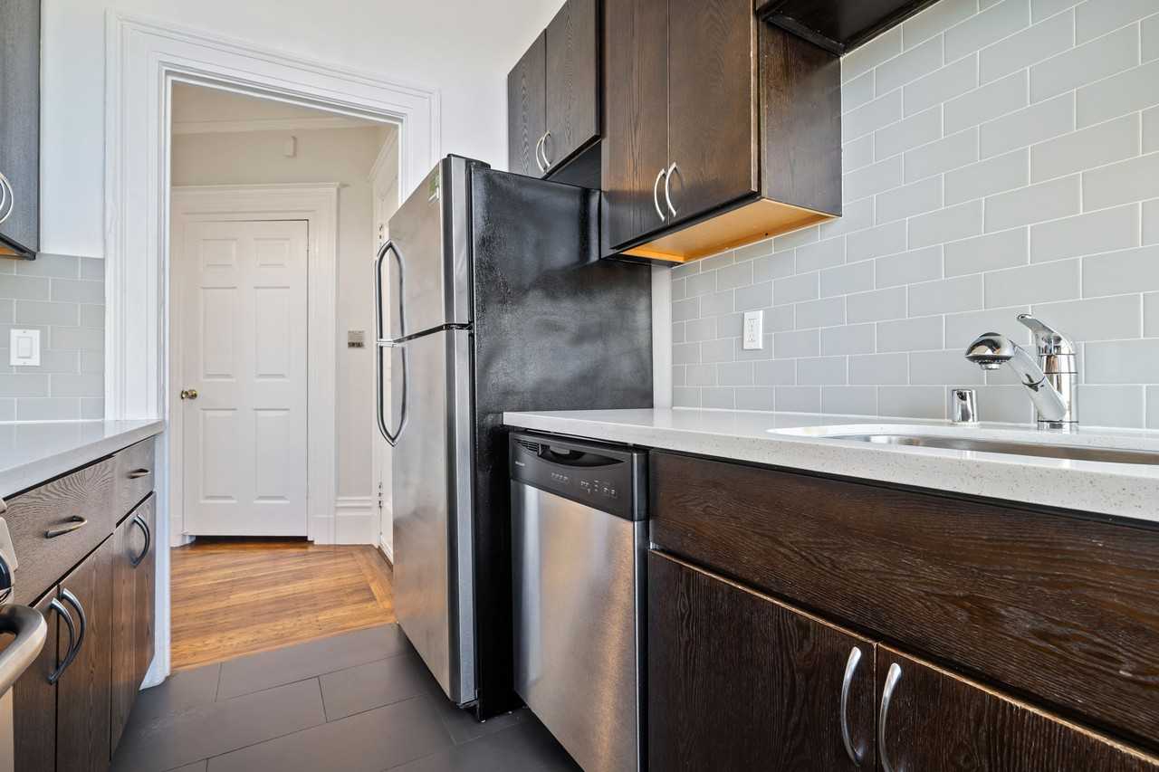 2619 Mission - Photo 5 of 18