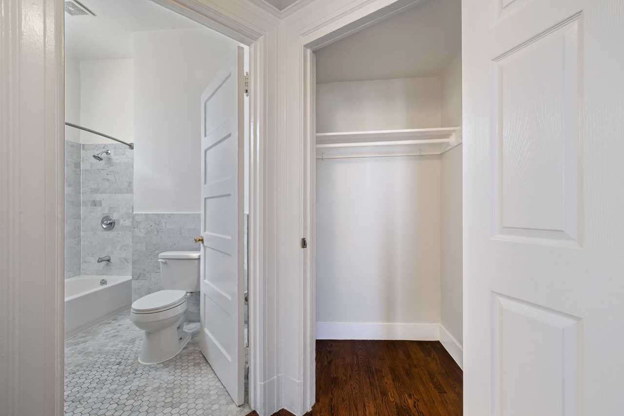 2619 Mission - Photo 6 of 18