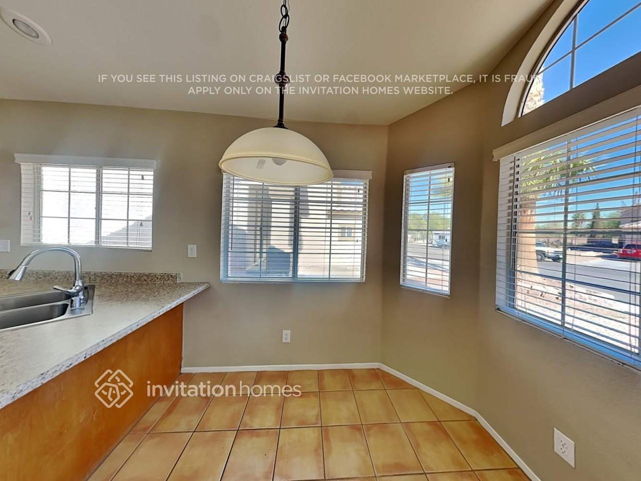 1174 Matthew Avenue - Photo 5 of 17