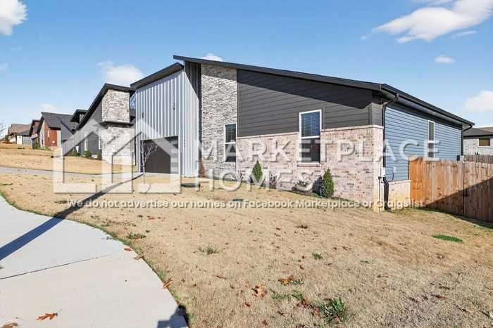 1000 Clayton Rd - Photo 2 of 45