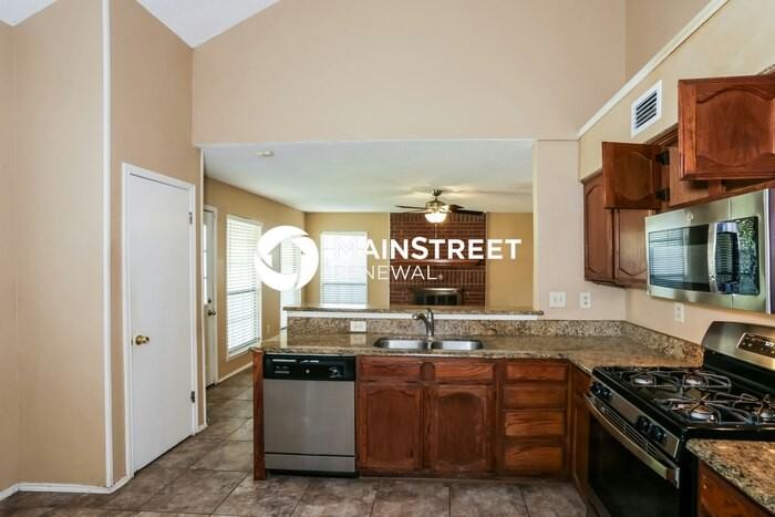 4149 Stinwick Ln - Photo 7 of 19