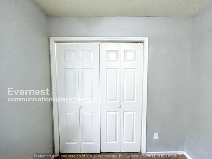 6220 Forestgate Rd - Photo 4 of 18