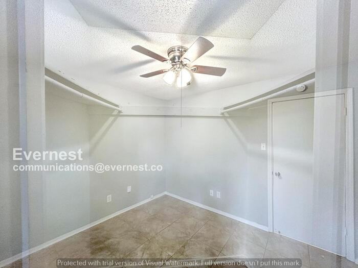 6220 Forestgate Rd - Photo 5 of 18