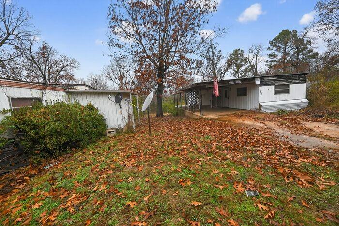 1305 Ridge Circle - Photo 6 of 25