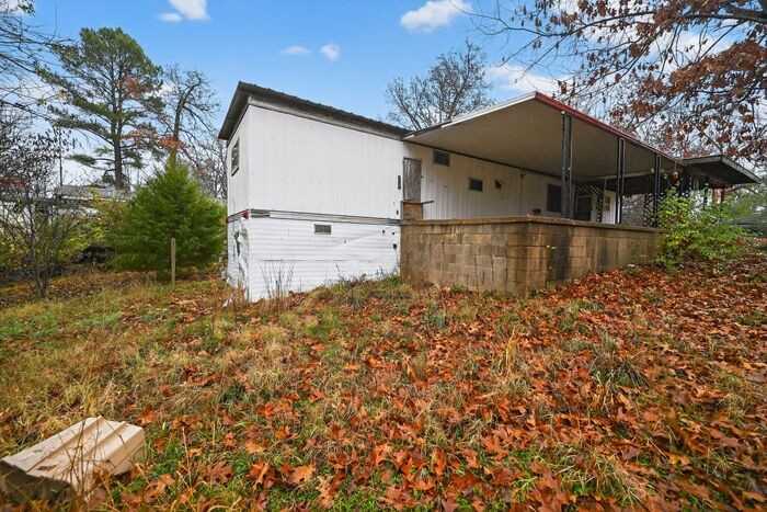 1305 Ridge Circle - Photo 7 of 25