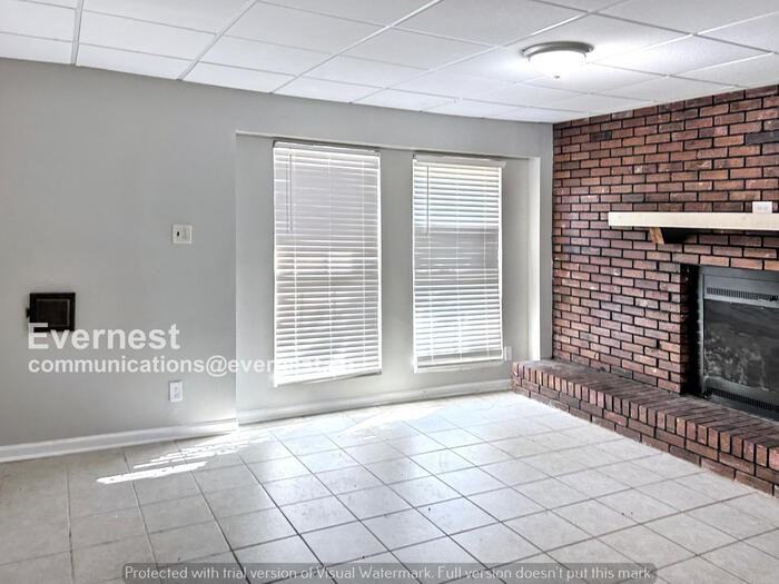 2902 Tall Tree Ln - Photo 2 of 18