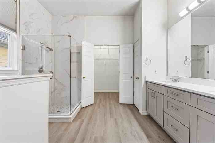 834 Lake Evalyn Dr - Photo 5 of 26