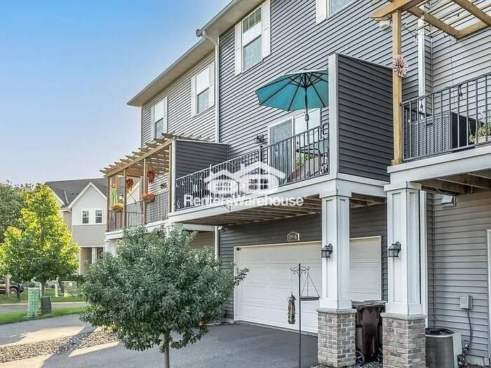 11914 Emery Village Drive North - Photo 7 of 29