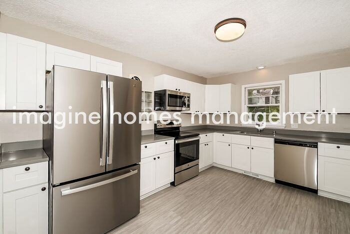 3052 Oregon Ave S - Photo 7 of 18