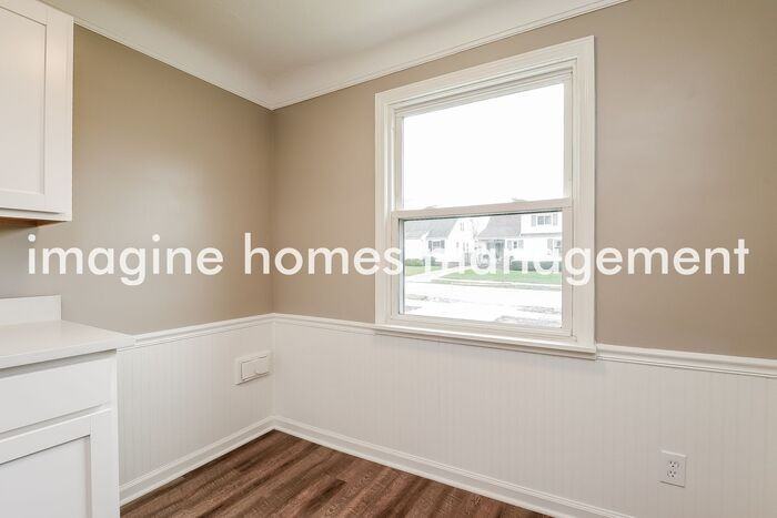 15030 Grapeland Ave - Photo 7 of 22