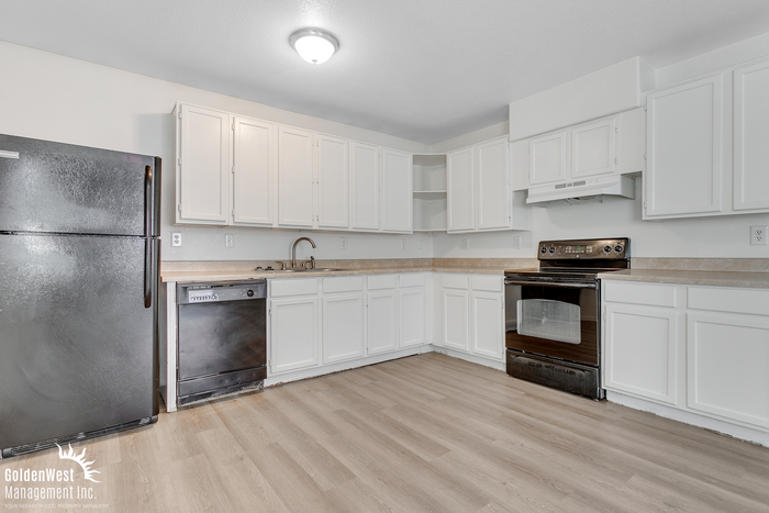 1601 South 4th Street #2 - Photo 3 of 14