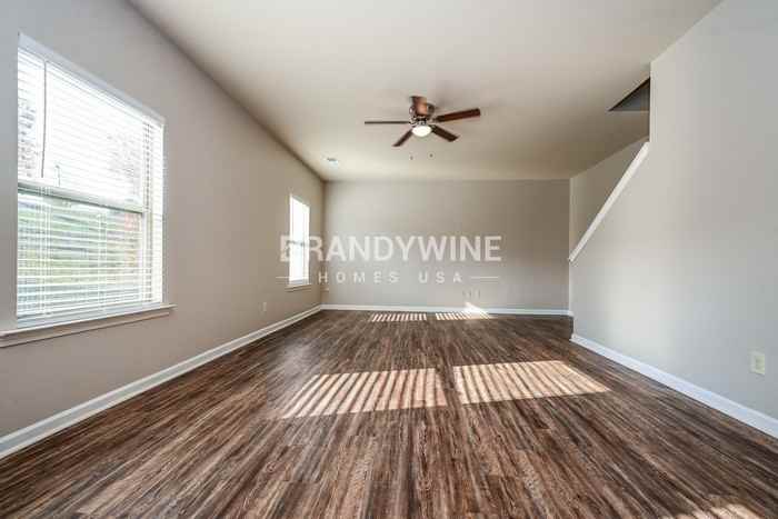 693 Emporia Loop - Photo 3 of 25