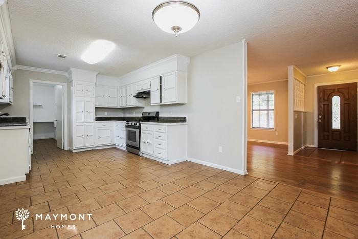 17 W Greenbrier - Photo 5 of 12