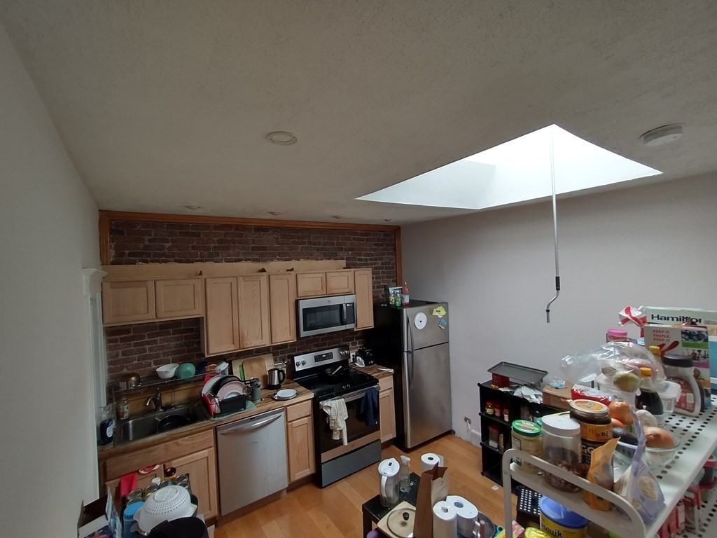 24 S Huntington Ave #3 - Photo 5 of 7