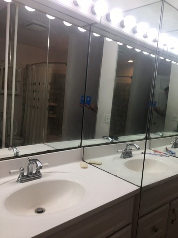 860 Huntington Ave #1 - Photo 3 of 10
