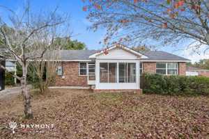 featured image of 516 Hazel Drive