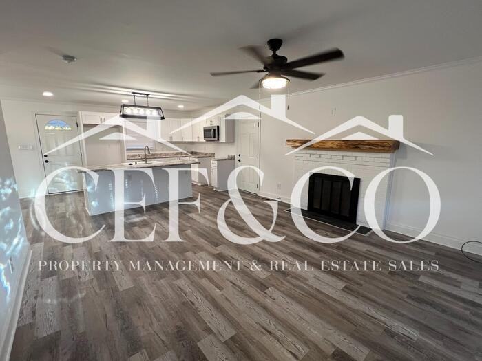 7107 7107 South Carolina 215 - Photo 3 of 16