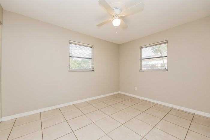 5448 63rd Way N - Photo 7 of 12