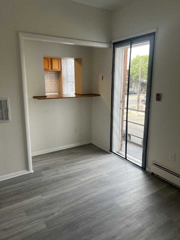 424 East Girard Avenue #NA - Photo 2 of 8