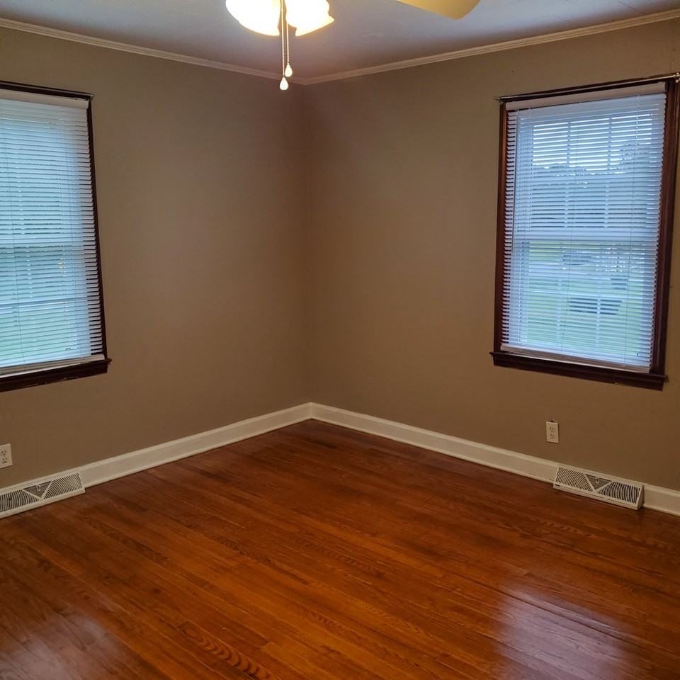 4215 Randleman Road #4215 - Photo 4 of 9