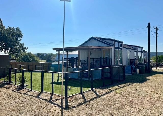 307 Lnb Street #NA - Photo 2 of 9