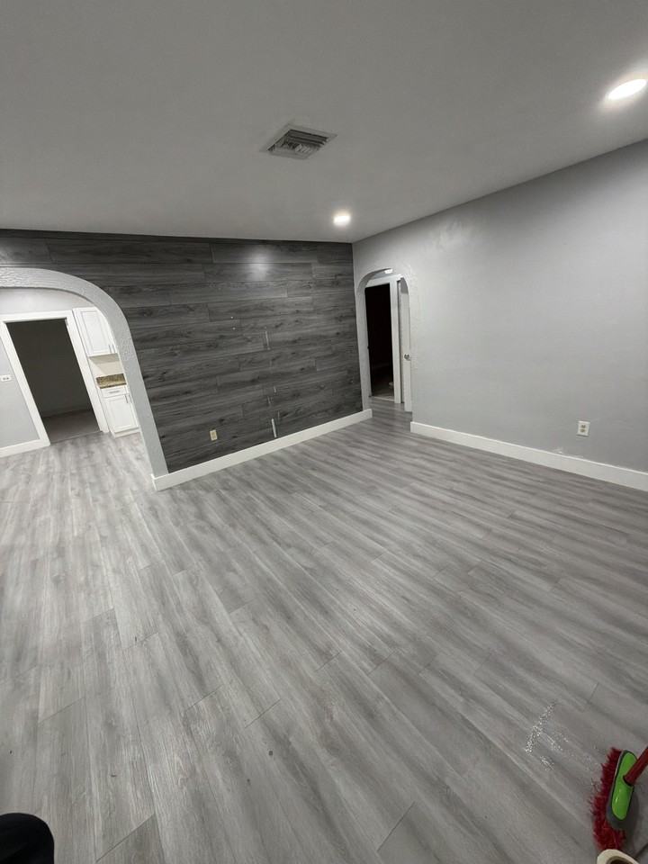 3565 Nw 81st Ter #NA - Photo 2 of 7