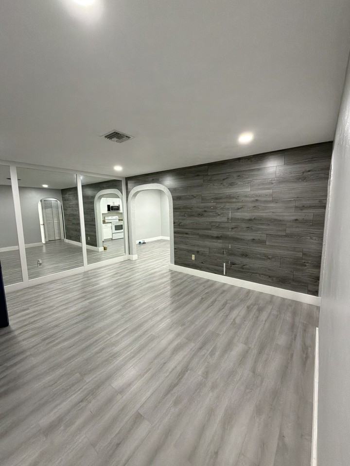 3565 Nw 81st Ter #NA - Photo 3 of 7