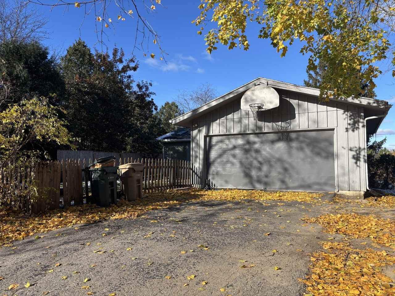 6506 Putnam Rd #NA - Photo 2 of 25