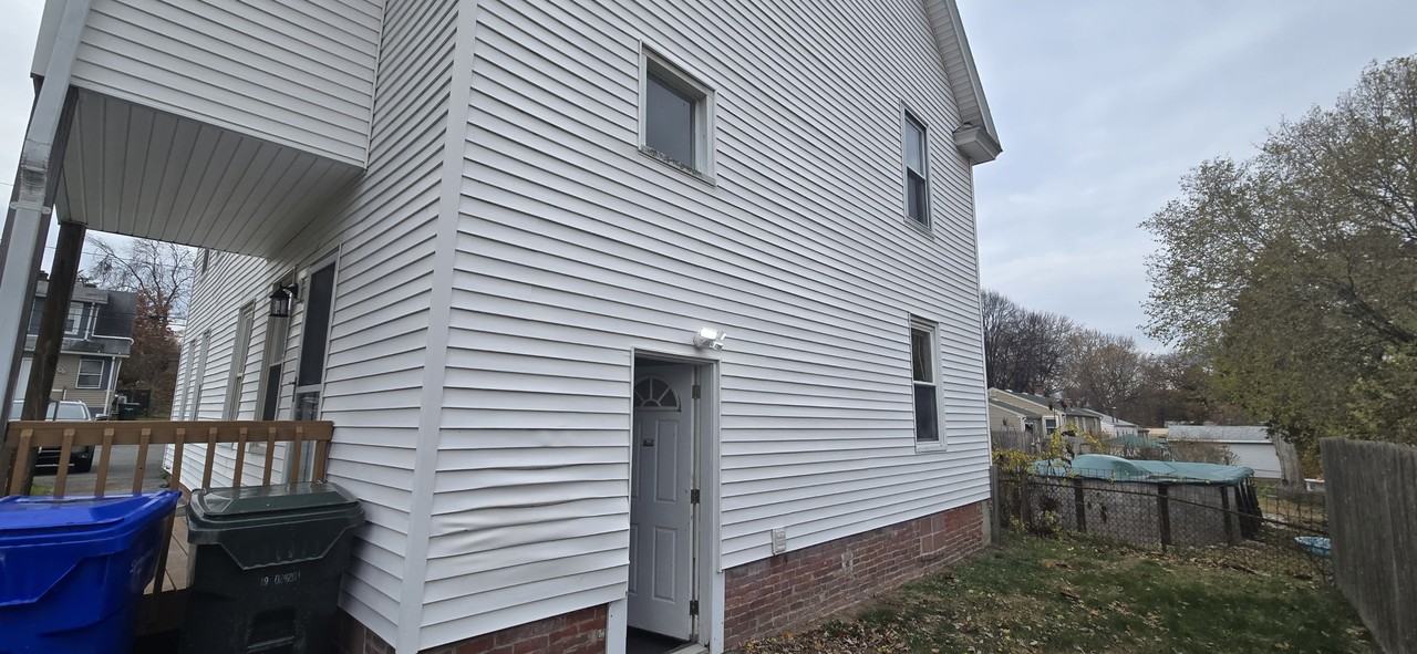 31 Balis St #2 - Photo 3 of 17