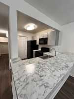 featured image of 1057 Fords Pointe Cir #1057
