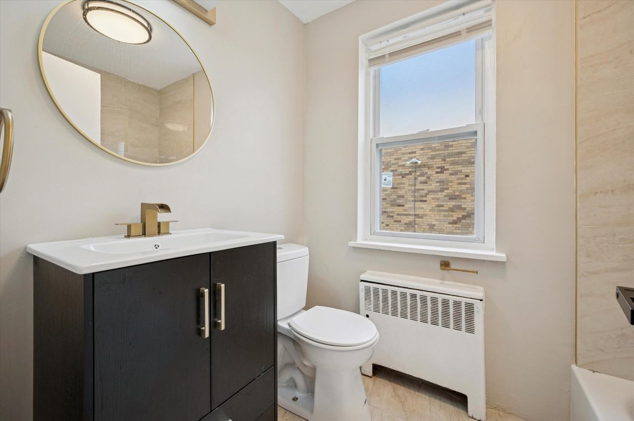 6770 Blakemore St #B1 - Photo 5 of 7