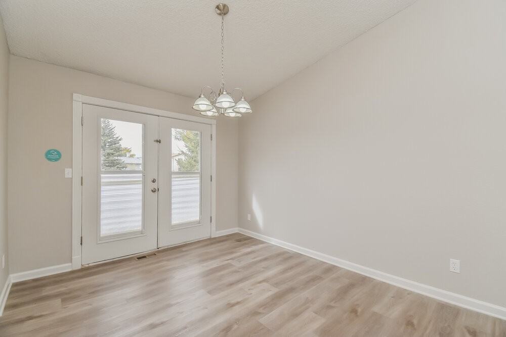 1760 Moran Ct - Photo 6 of 17