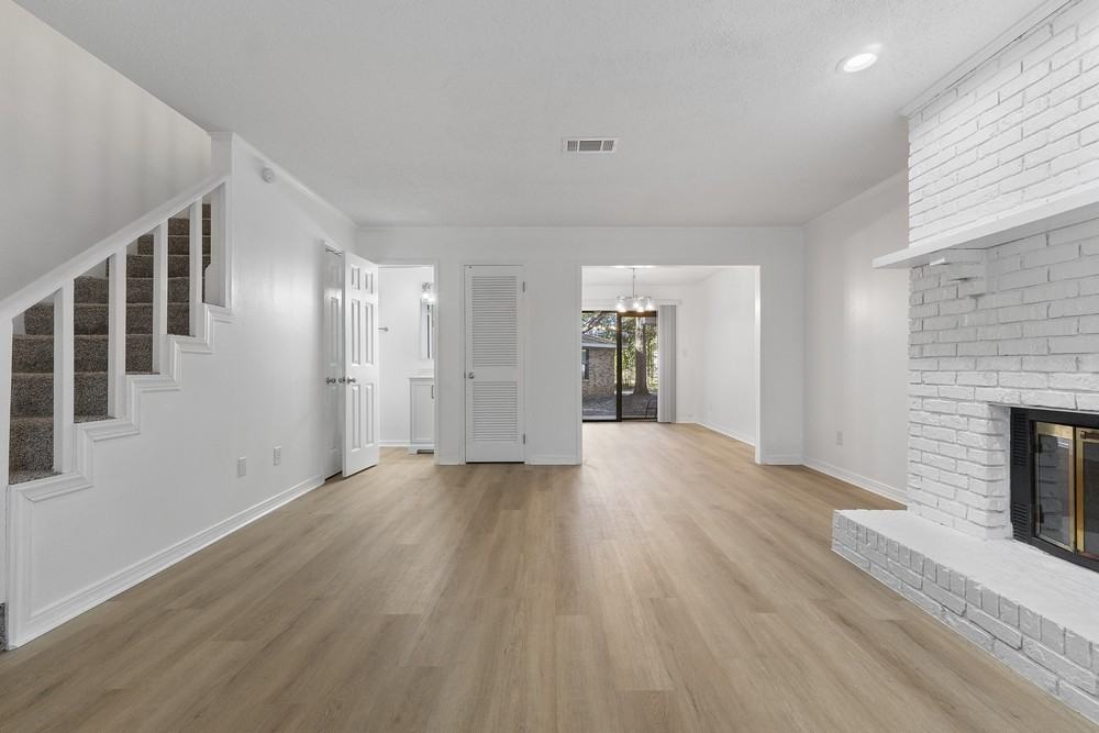 3336 Colonial Oaks Dr #1C - Photo 4 of 12